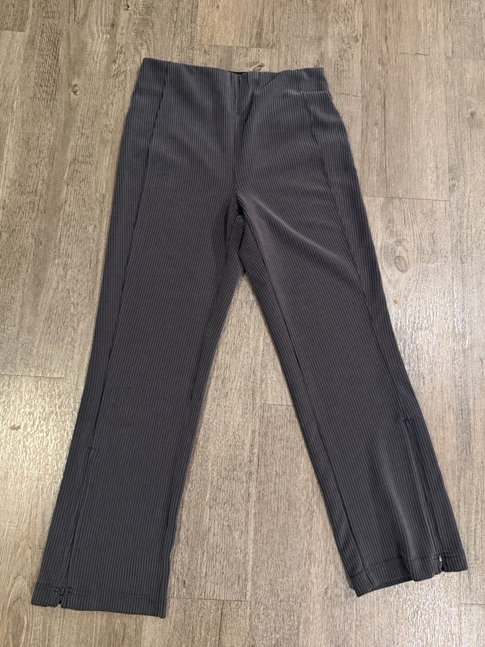 Lululemon Ribbed Softstreme Zip-Leg High-Rise Cropped Pant